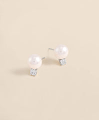 14k White Gold Pearl Stud Earrings